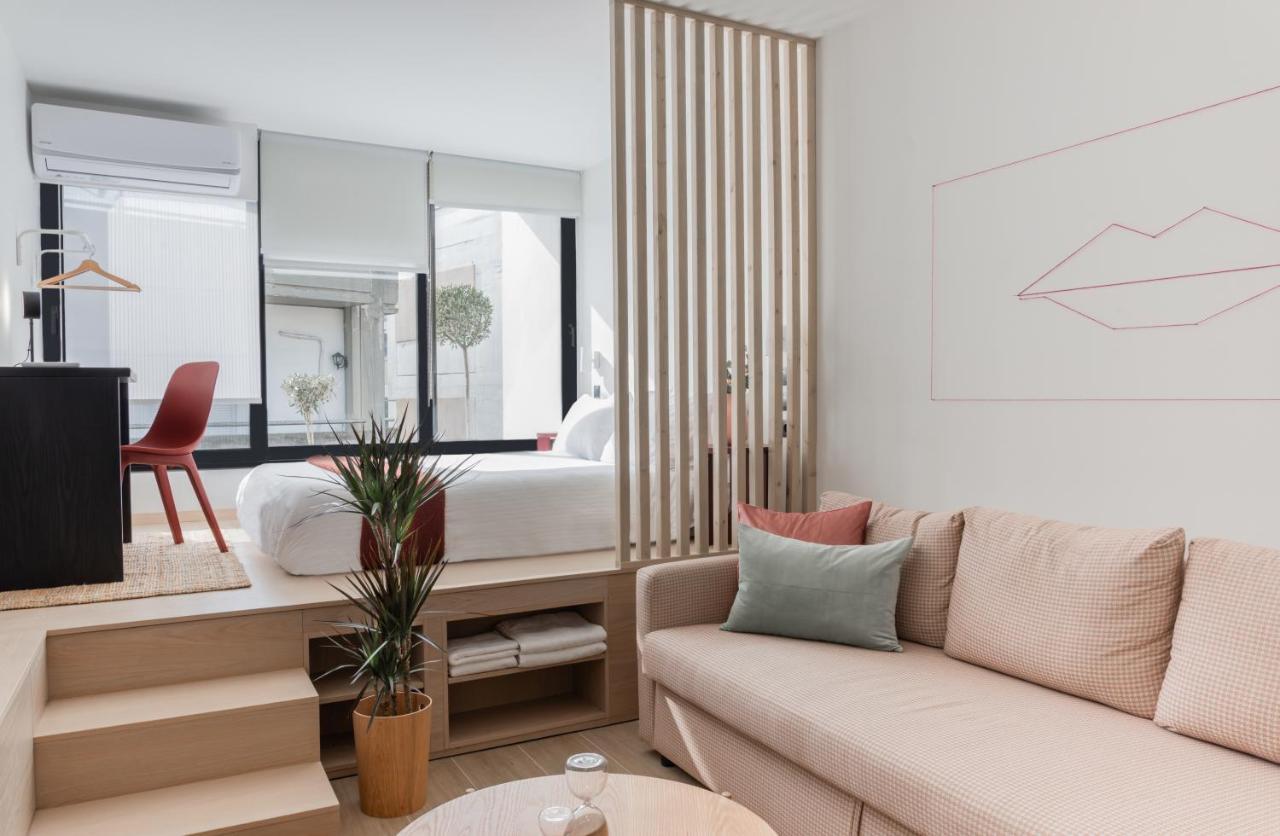 Madam Apartments - Elegant, Cozy, Comfortable, Central Янина Экстерьер фото