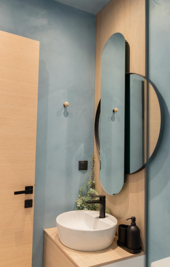 Madam Apartments - Elegant, Cozy, Comfortable, Central Янина Экстерьер фото