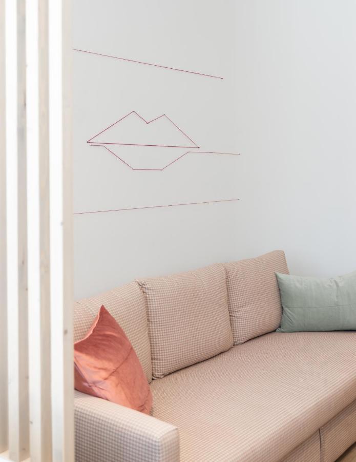 Madam Apartments - Elegant, Cozy, Comfortable, Central Янина Экстерьер фото
